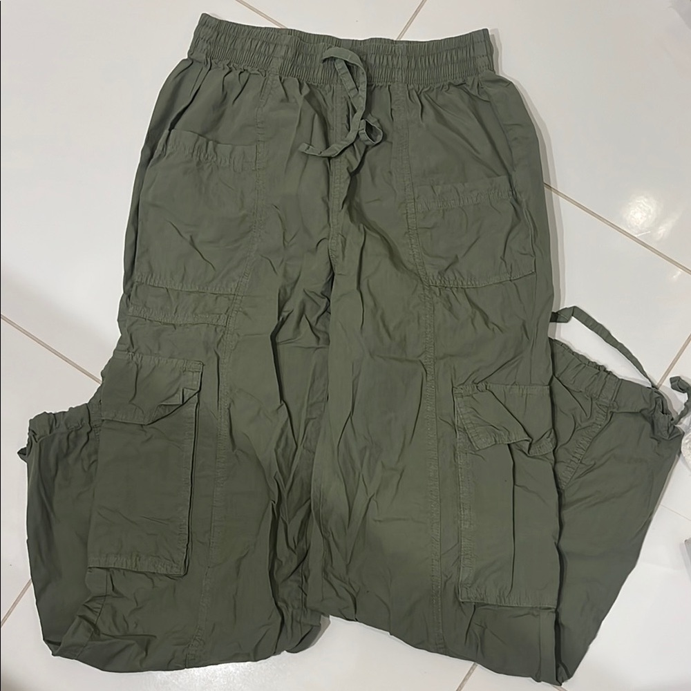 Aerie Olive Green Cargo Pants